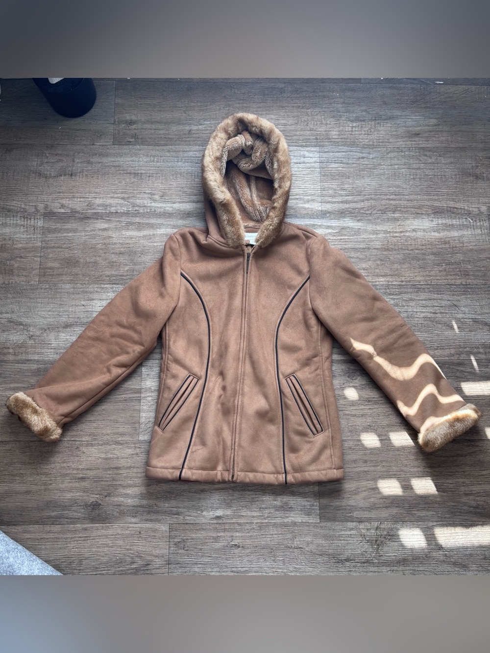 Y2K Liz Claiborne Camel Faux-Fur Trim Hooded Jacket Winter Fall Sz Small